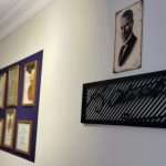 Sadelik ve zarafetin buluştuğu iç tasarım. İzmir güzellik stüdyosu estetik sade iç mekan dekorasyonu