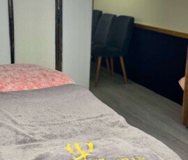 Microblading uygulamaları için özel hazırlanan steril alanımız İzmir microblading işlem odası steril çalışma alanımız